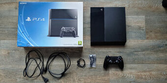 PS4, 1000GB, 2 ovladače, 27 NEJ dětských her, REZERVACE