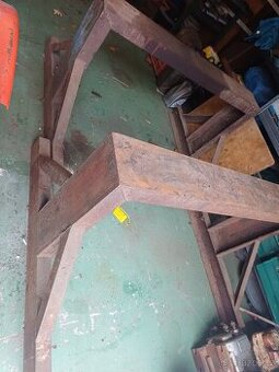 Bytelne kozy na svareni a cokoliv.