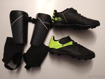 Dětské kopačky a chrániče