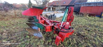 Kverneland - pluh obracák