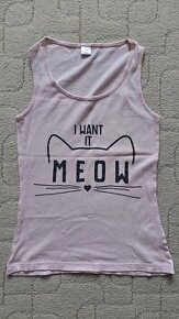 Světle růžové tílko s tmavě šedým potiskem, S