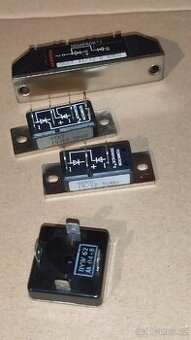 Tyristorový modul a můstkový usměrňovač