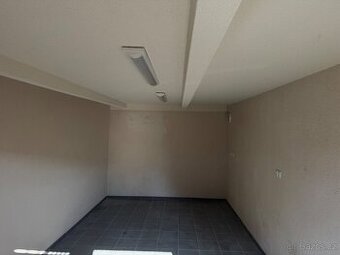 Prodám moc hezkou garaž