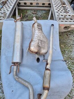 výfuk Opel Zafira B 1,8i.