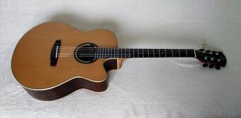 Predam el.ak. gitaru Dowina Sauvignon JC + kufor. Zn.cena.