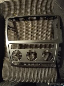 Rámeček rádio Octavia