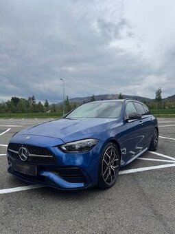 Mercedes-Benz Třída C 300 d combi AMG linie