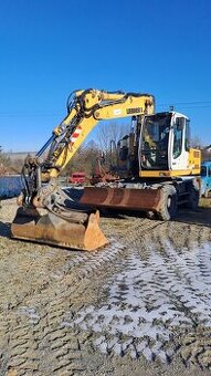 Liebherr A900 C Litronic-kolové rypadlo