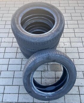 Fabia, Rapid - 185/60 R15 - 4x letní Nexen 4-5mm