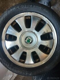 Škoda Octavia originální Alu 5x100 16" Ronal