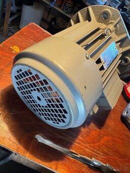 Elektromotor