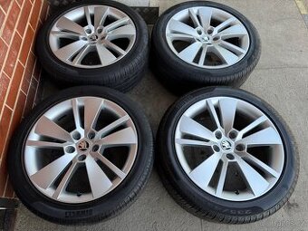 Alu 18" 5x112 orig. škoda "ZENITH" letní pneu SUP3