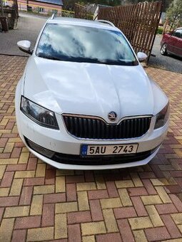 Škoda Octavia 3 kombi DSG vyhřívané sedadla