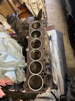 Motor - M52B28