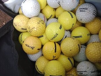 100 golfových míčků
