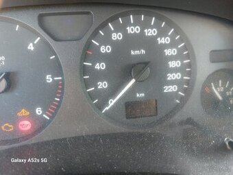 Opel zafira 2.0 nafta