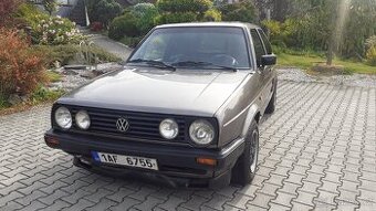 VW Golf 1,6D