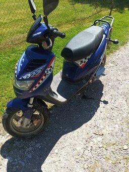 Skútr 50ccm