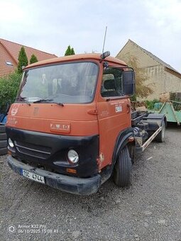 Avia A80 hákový nosič kontejneru 5 tun
