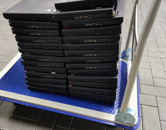 30ks LENOVO T520 - bez SSD, funkční + adaptér