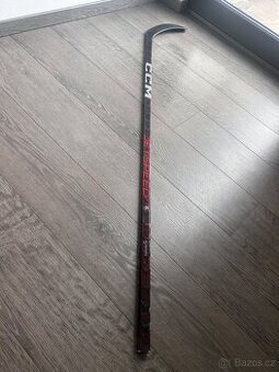 hokejka CCM Jetspeed FT5