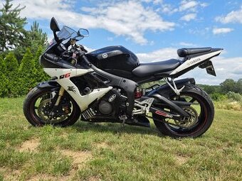 Yamaha R6