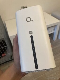 O2 5G Box – Wi‑Fi 6 modem + faktura – 4 000 Kč