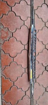 Mercedes w107 zadní lišta