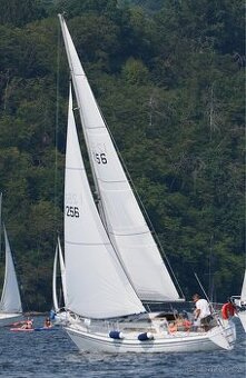 Prodám plachetnici Jeanneau Aquila