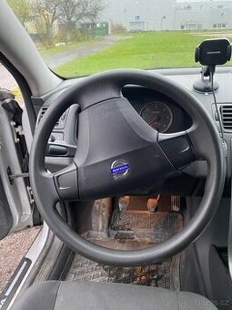 Volvo s40; 2.0 TDI (101 kW) - 1