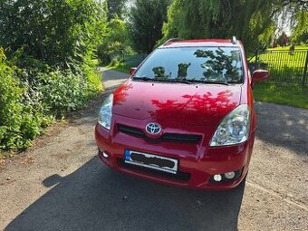 Toyota Verso 2.2 D4D, rok 2009, 7 místné, tažné