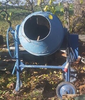 Prodám stavební míchačku