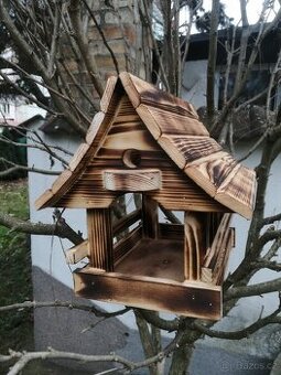 Krmítko designove pro ptaky masivní dřevo