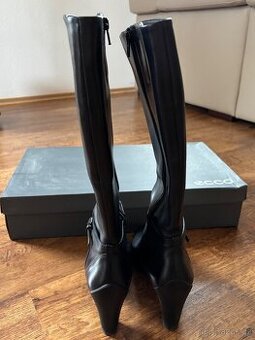 Elegantní kozačky Ecco