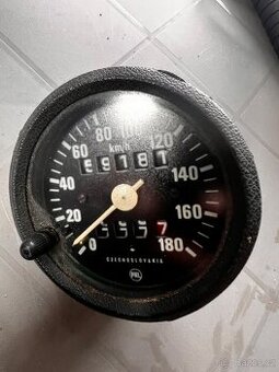 Tachometr Škoda 105