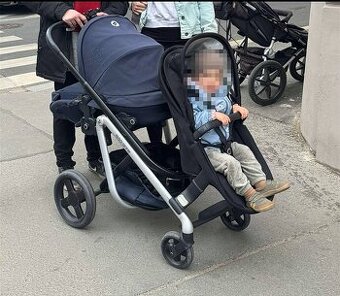 Sourozenecký dvojkočár