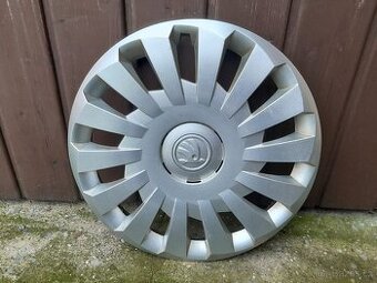 Poklice Škoda Octavia 16" (1ks) TOP STAV