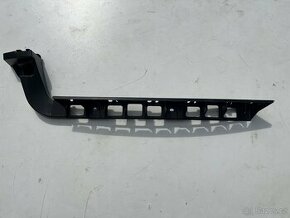 Levá upevňovací lišta Octavia III Combi (VAG 5E9 807 863)