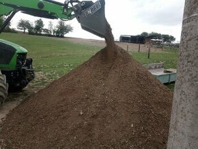Tříděná zemina , kompost, reciklát