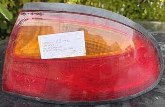 Zadní světlo Mazda 323f