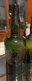 Pivní láhev - PIVOVAR SVATEK PRAGUE - SMÍCHOV