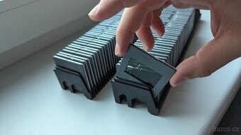 Sada diapozitivů v zásobnících