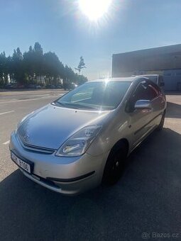 Toyota Prius II generace