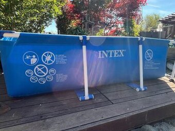 INTEX Metal Frame 220 x 150 x 60cm s filtraci
