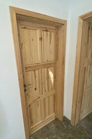 Nové dřevěné obložkové zárubně borovice 2x80P - 1