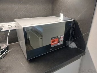 Mikrovlnná trouba Whirlpool MWP 303M, skoro nová se zárukou