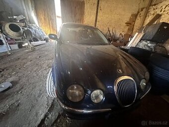 Jaguar S-type 3.0 V6 175kw