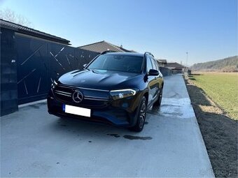 Mercedes-Benz EQB 300, AMG line, 2022, ZÁRUKA,BEZPLAT SERVIS