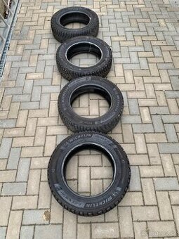Pneu 185/65 R15 s hroty Michelin X-ice NORTH 4