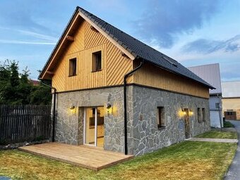 Kompletně zrekonstruovaný dům 4+1, Verneřice - REZERVOVÁNO